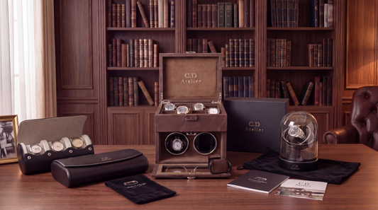 Boîte à montres en bois et en cuir pour ranger une collection de montres automatiques